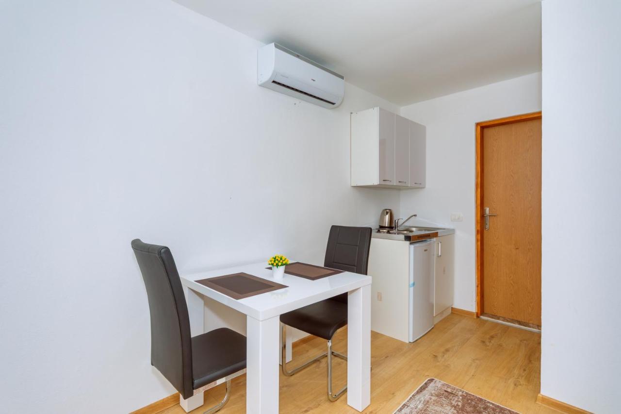 Apartments Econature Вирпазар Екстериор снимка